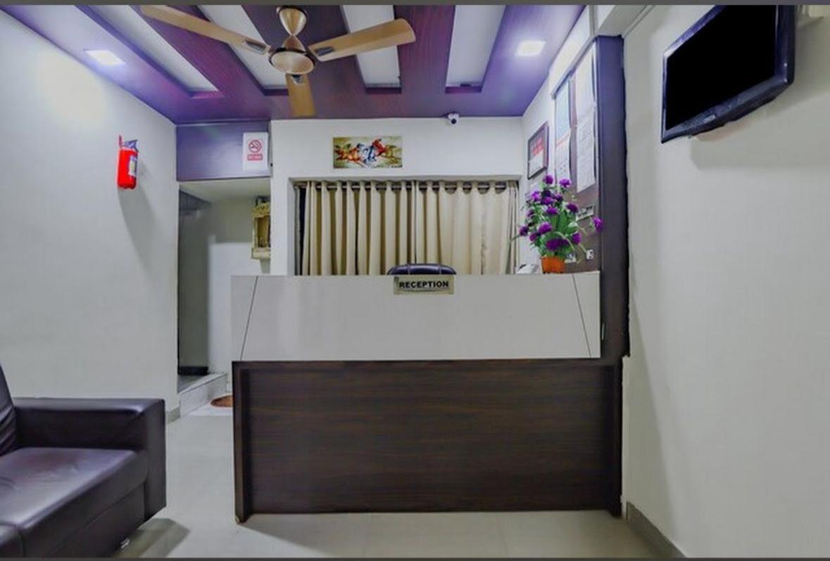Hotel Greenwood Ahmedabad Eksteriør billede